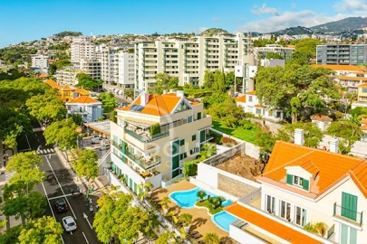 Apartamento T2 para Arrendamento em Funchal (Se)