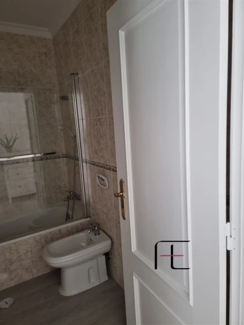 Apartamento T1 para Venda em Quarteira