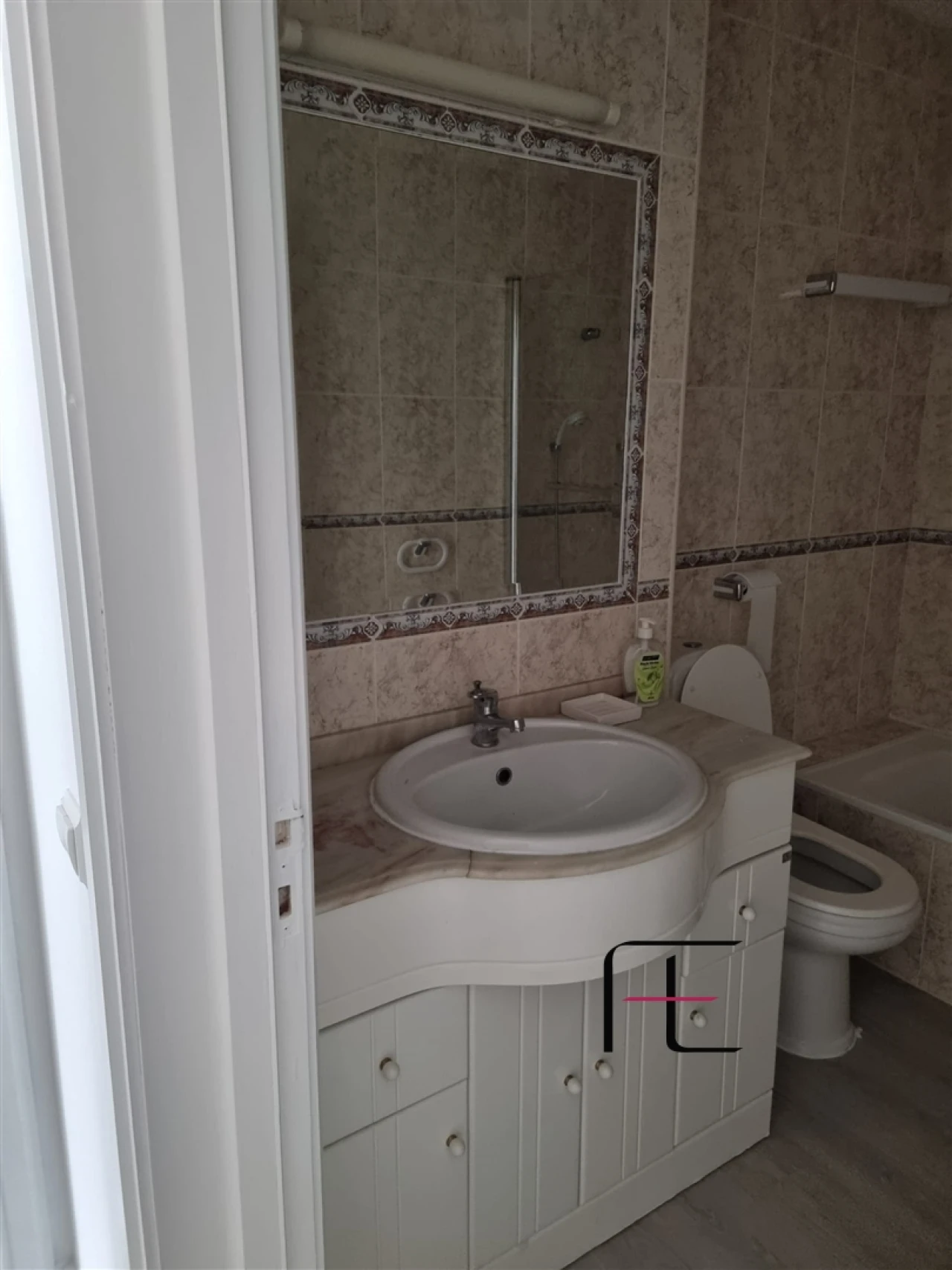 Apartamento T1 para Venda em Quarteira Foto 13