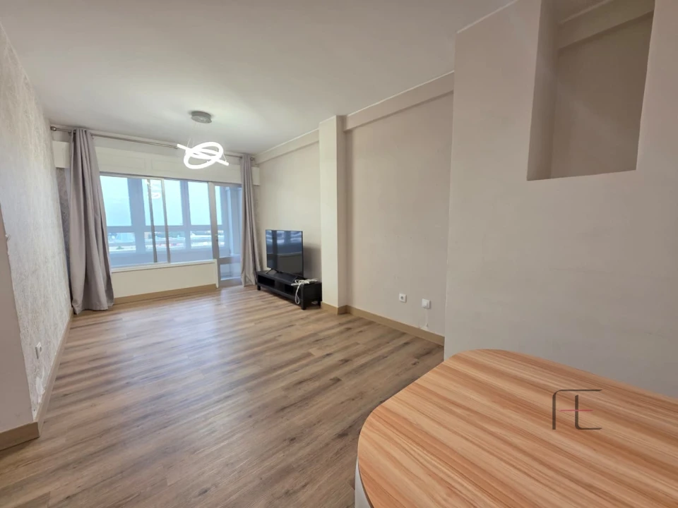 Apartamento T3 para Arrendamento em Santa Marinha e São Pedro da Afurada Foto 6