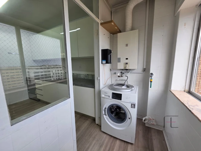 Apartamento T3 para Arrendamento em Santa Marinha e São Pedro da Afurada Foto 20