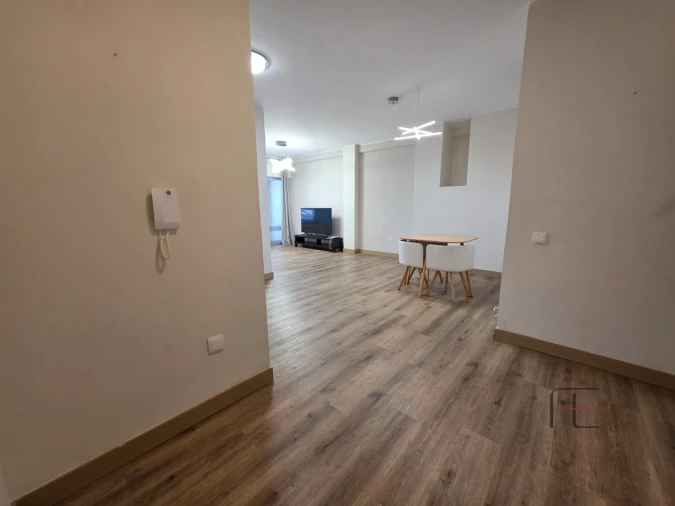 Apartamento T3 para Arrendamento em Santa Marinha e São Pedro da Afurada Foto 3