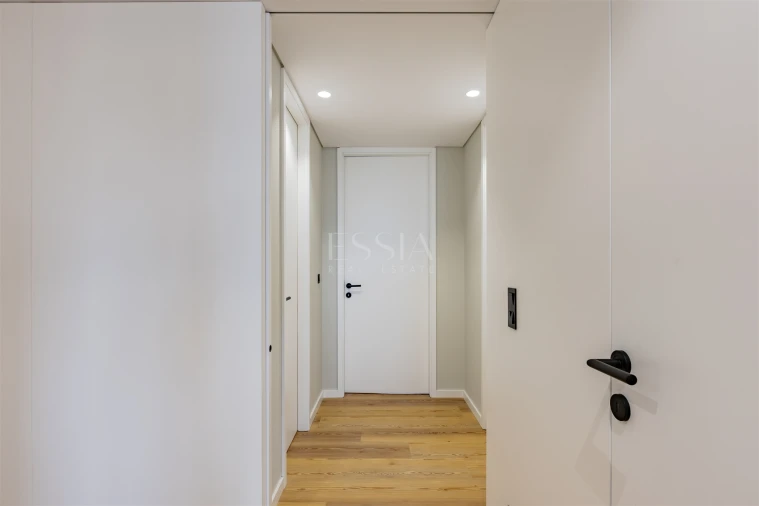 Apartamento T3 para Venda em Lordelo do Ouro e Massarelos Foto 10