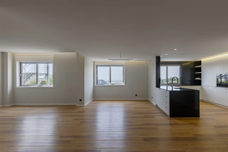 Apartamento T3 para Venda em Lordelo do Ouro e Massarelos Foto 6
