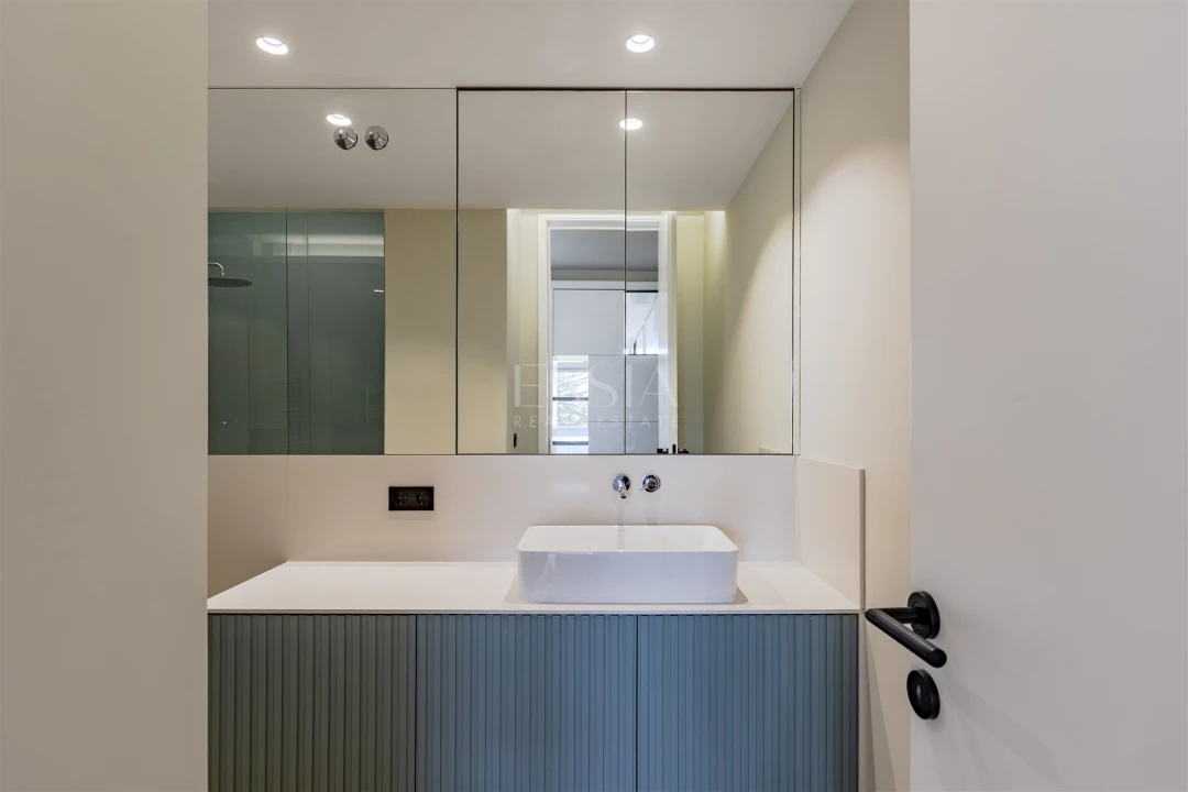 Apartamento T3 para Venda em Lordelo do Ouro e Massarelos Foto 15