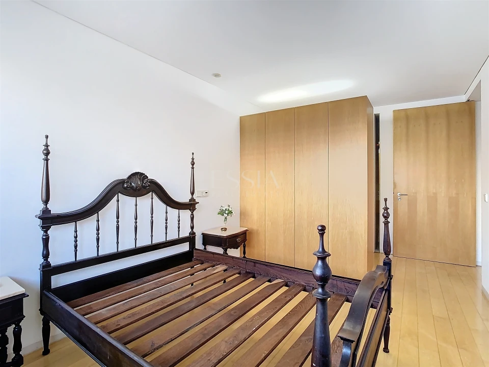 Apartamento T3 para Arrendamento em Ramalde Foto 16