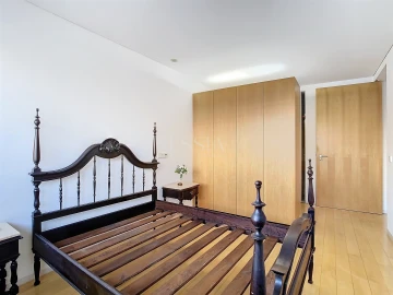 Apartamento T3 para Arrendamento em Ramalde