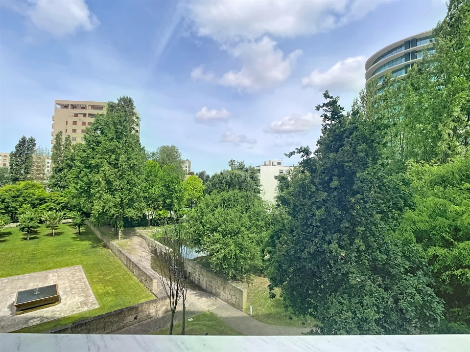Apartamento T3 para Arrendamento em Ramalde Foto 25