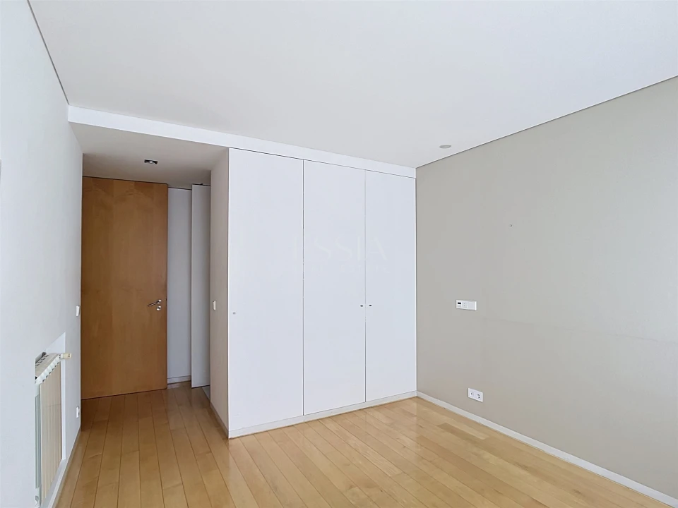 Apartamento T3 para Arrendamento em Ramalde Foto 18