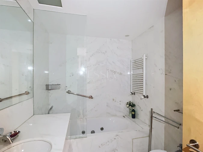 Apartamento T3 para Arrendamento em Ramalde Foto 16