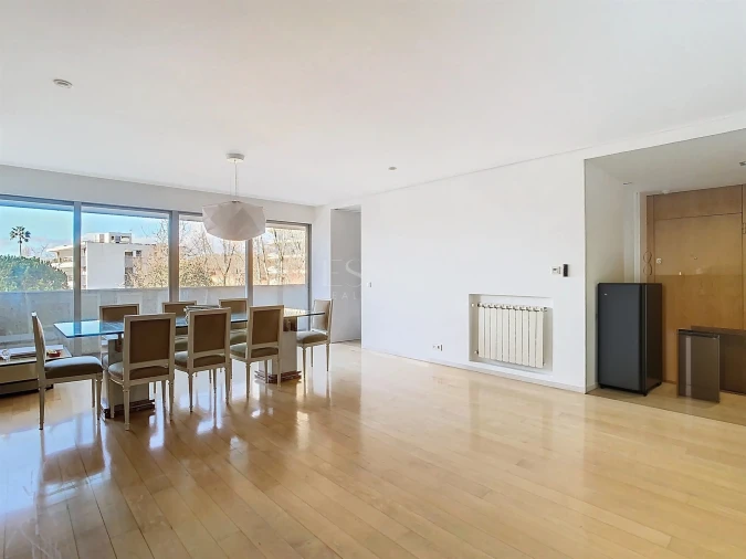 Apartamento T3 para Arrendamento em Ramalde Foto 3