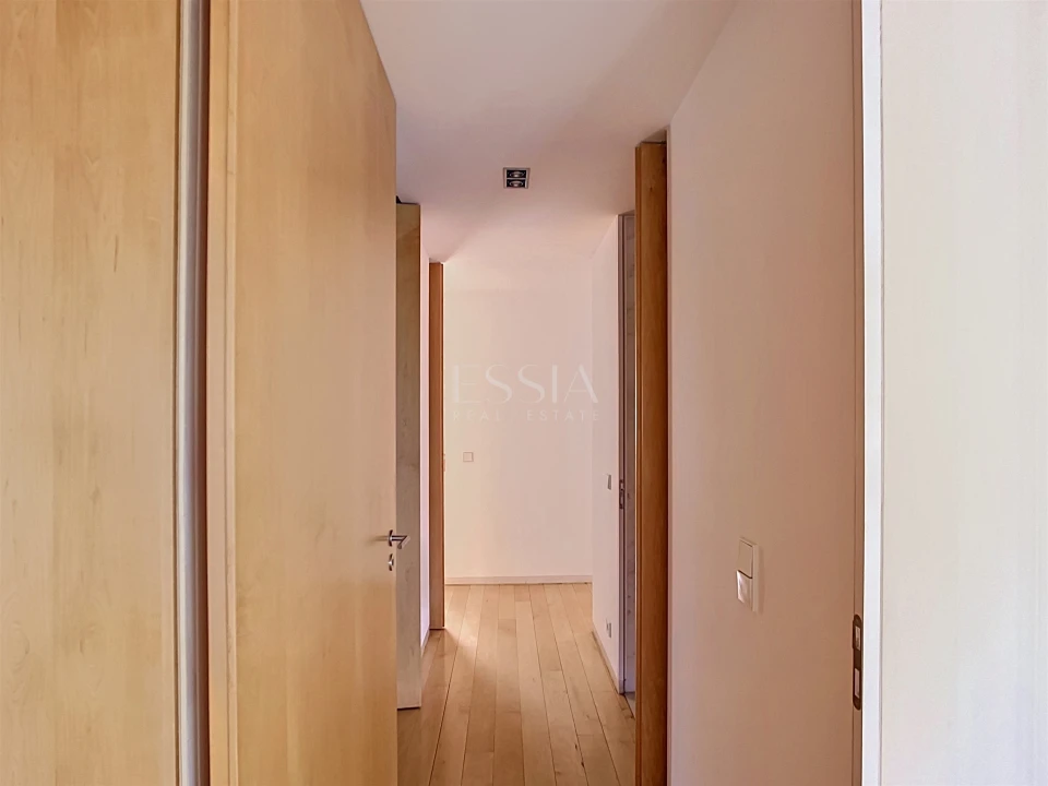 Apartamento T3 para Arrendamento em Ramalde Foto 8