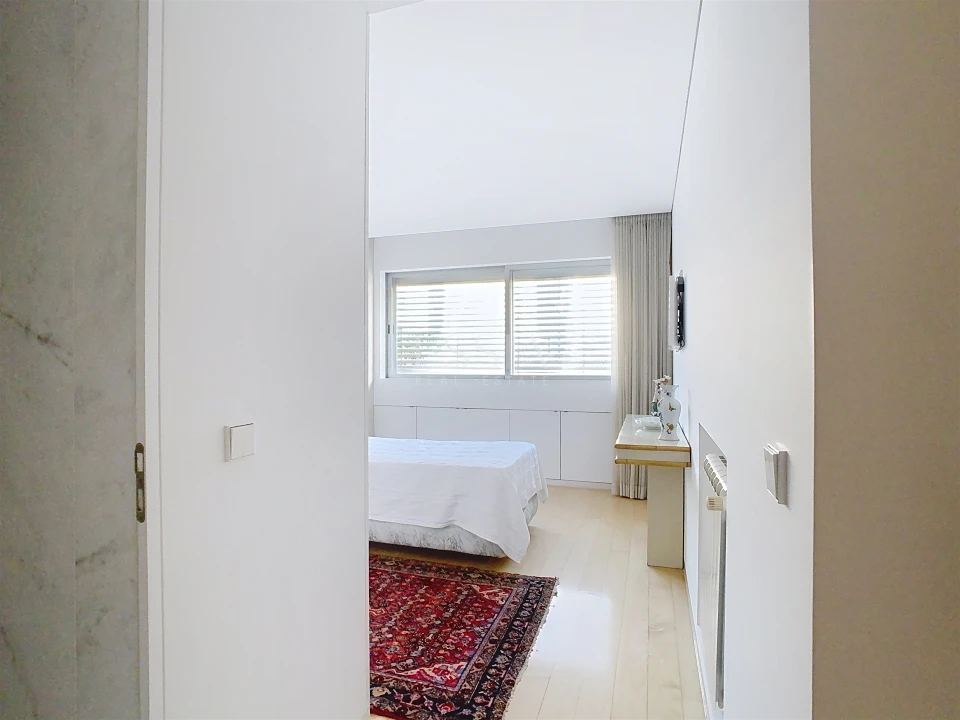 Apartamento T3 para Arrendamento em Ramalde Foto 8