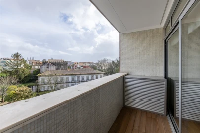 Apartamento T3 para Arrendamento em Lordelo do Ouro e Massarelos