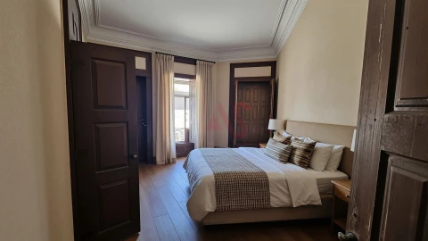 Prédio para Venda em Oliveira, São Paio e São Sebastião