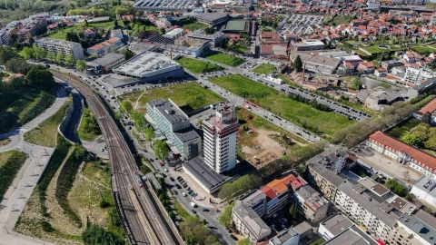 Apartamento T2 para Venda em Urgezes