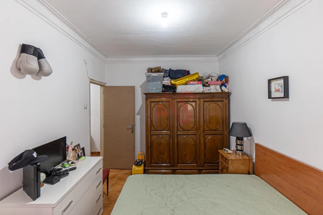Apartamento T2 para Venda em Urgezes Foto 8