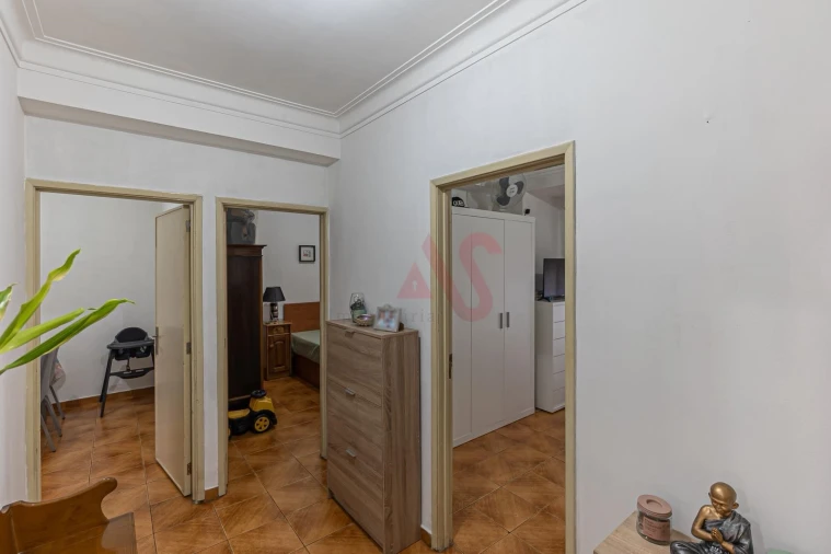 Apartamento T2 para Venda em Urgezes Foto 23