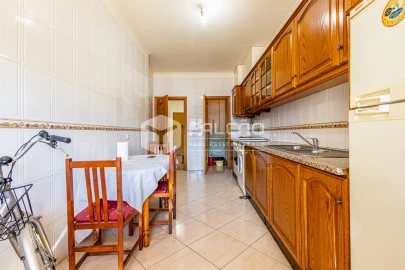 Apartamento T1 para Venda em Marvila, Ribeira Santarém, São Salvador, São Nicolau