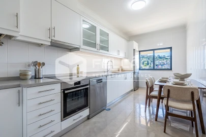 Apartamento T1 para Venda em Marvila, Ribeira Santarém, São Salvador, São Nicolau