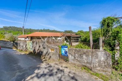 Moradia T0 para Venda em Esqueiros, Nevogilde e Travassós