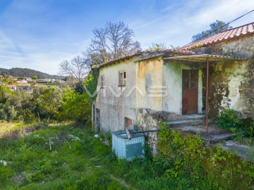 Moradia T0 para Venda em Esqueiros, Nevogilde e Travassós