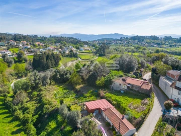 Moradia T0 para Venda em Esqueiros, Nevogilde e Travassós