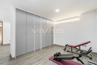 Moradia T4 para Venda em Serzedelo