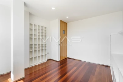 Moradia T4 para Venda em Serzedelo