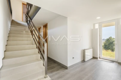 Moradia T4 para Venda em Serzedelo