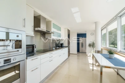 Moradia T4 para Venda em Serzedelo