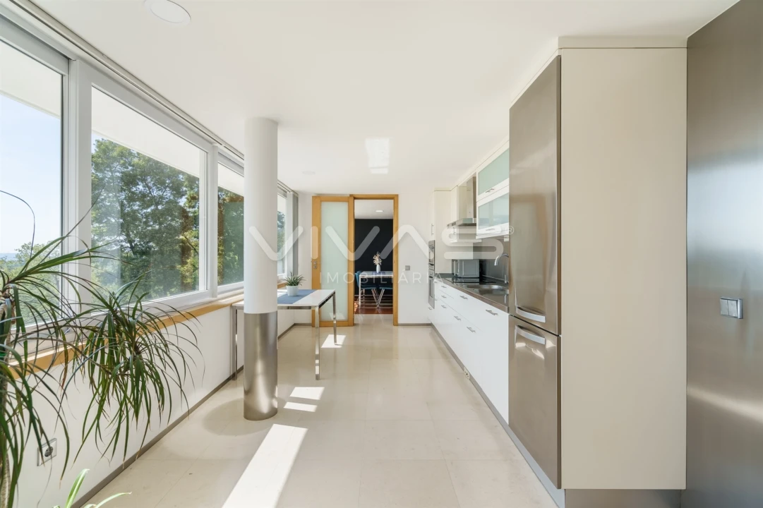 Moradia T4 para Venda em Serzedelo Foto 11