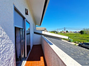 Moradia T4 para Venda em Repeses e São Salvador