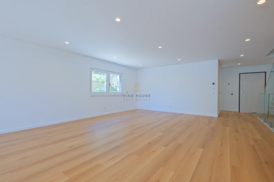 Moradia T4 para Venda em Cascais e Estoril Foto 9