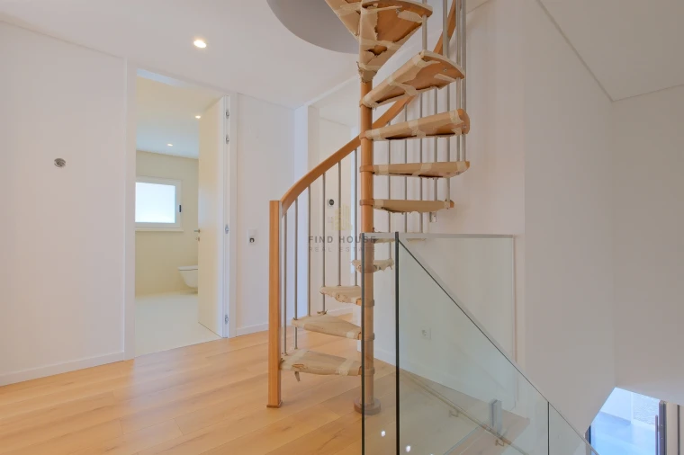 Moradia T4 para Venda em Cascais e Estoril Foto 19