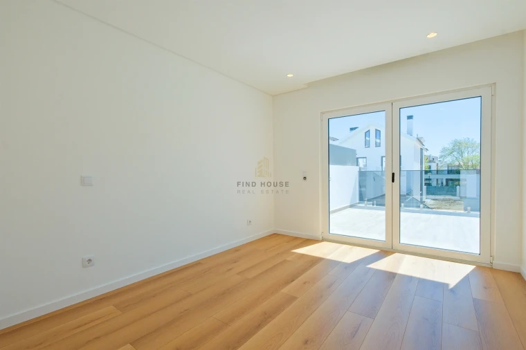 Moradia T4 para Venda em Cascais e Estoril Foto 10