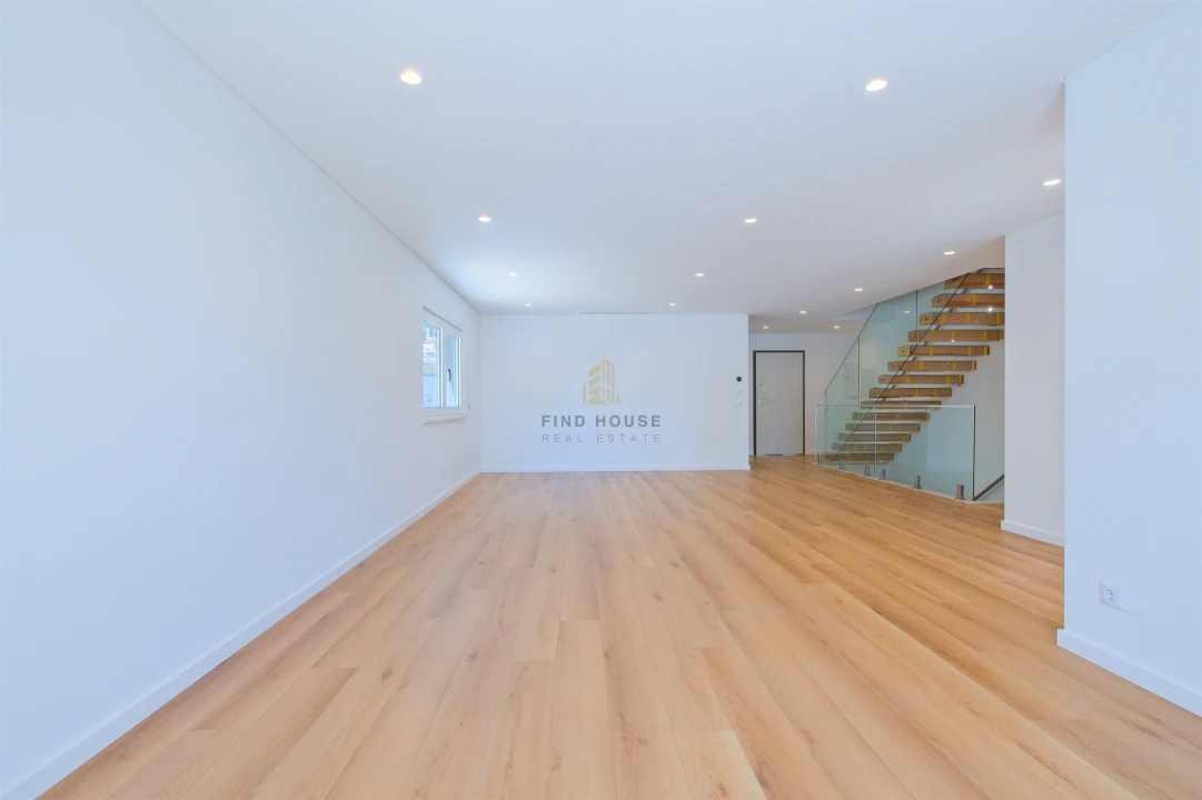 Moradia T4 para Venda em Cascais e Estoril Foto 8