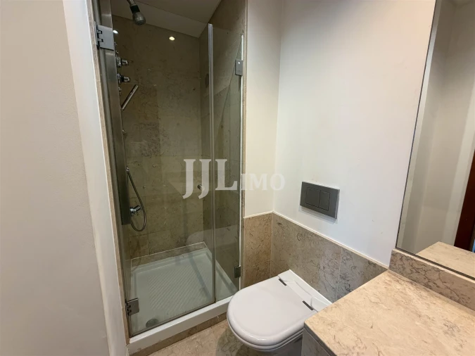 Apartamento T3 para Arrendamento em Parque das Nações Foto 20