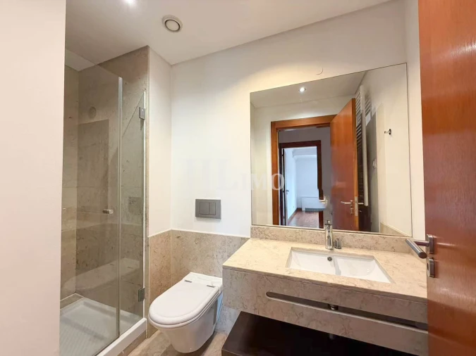 Apartamento T3 para Arrendamento em Parque das Nações Foto 19