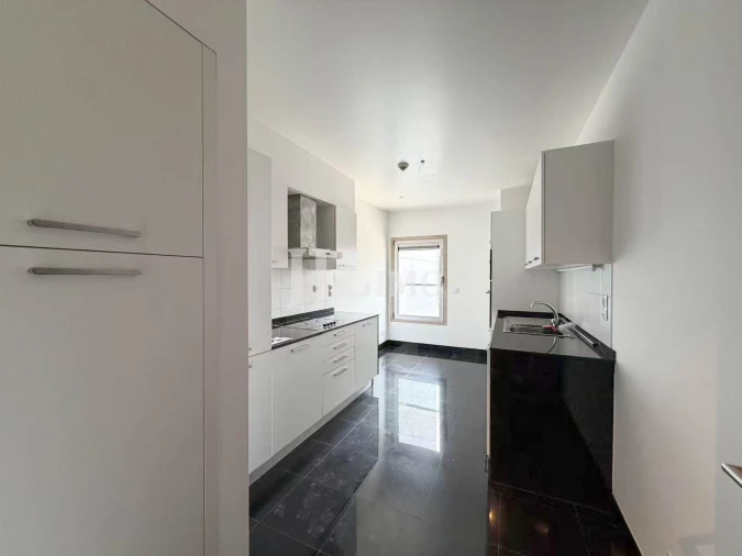 Apartamento T3 para Arrendamento em Parque das Nações Foto 6