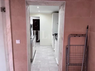 Apartamento T2 para Venda em Póvoa de Santo Adrião e Olival Basto