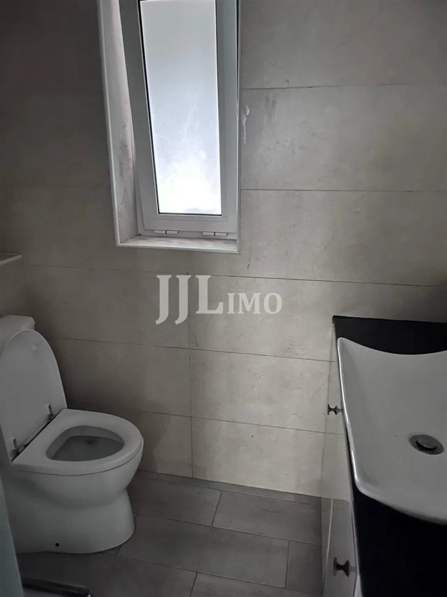 Apartamento T2 para Venda em Póvoa de Santo Adrião e Olival Basto Foto 5