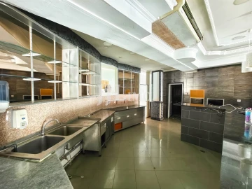 Loja para Arrendamento em Algueirão-Mem Martins