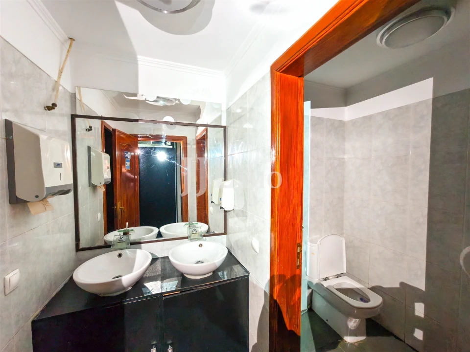 Loja para Arrendamento em Algueirão-Mem Martins Foto 12