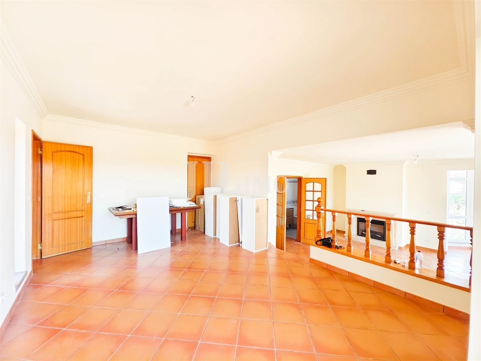 Moradia T5 para Venda em Rio de Mouro Foto 10