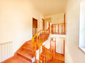 Moradia T5 para Venda em Rio de Mouro