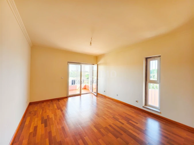 Moradia T5 para Venda em Rio de Mouro Foto 29