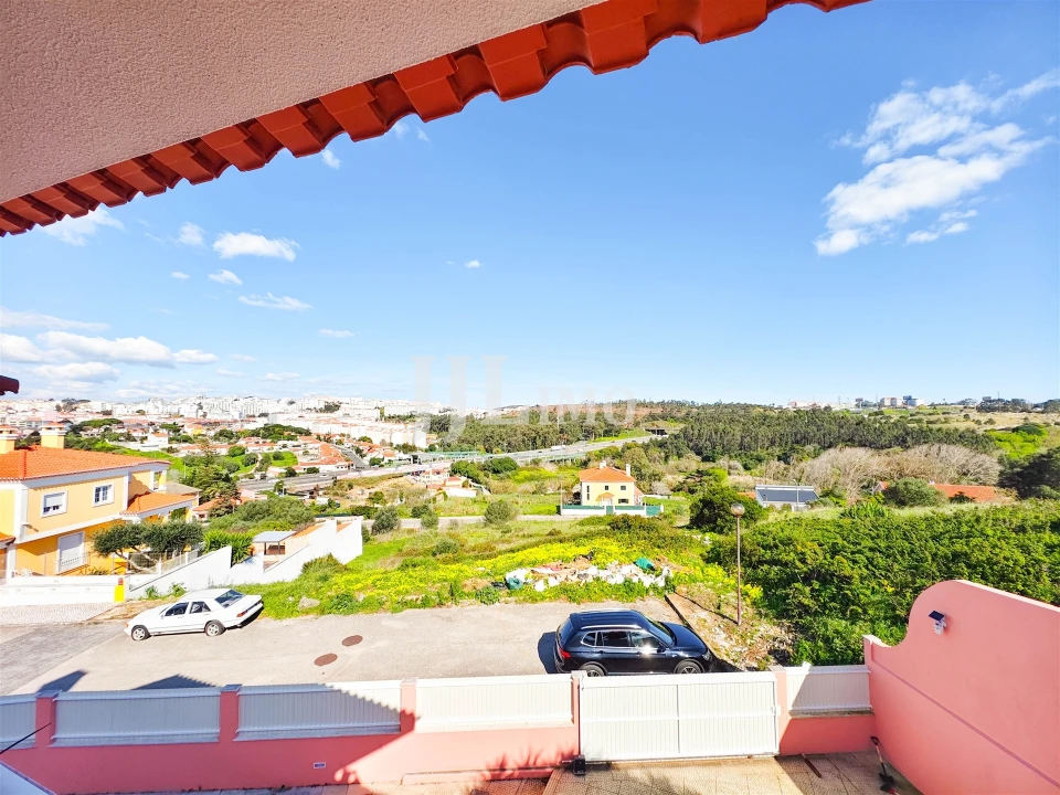 Moradia T5 para Venda em Rio de Mouro Foto 32