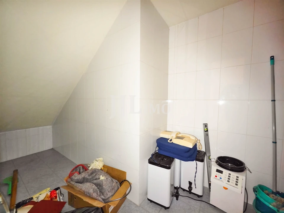 Moradia T5 para Venda em Rio de Mouro Foto 42