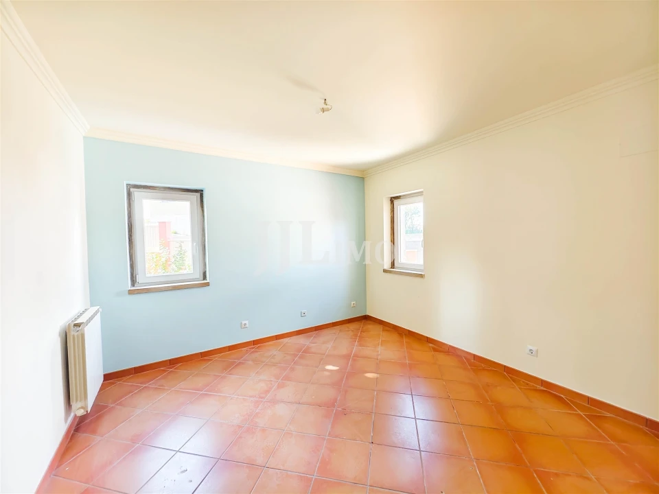 Moradia T5 para Venda em Rio de Mouro Foto 19